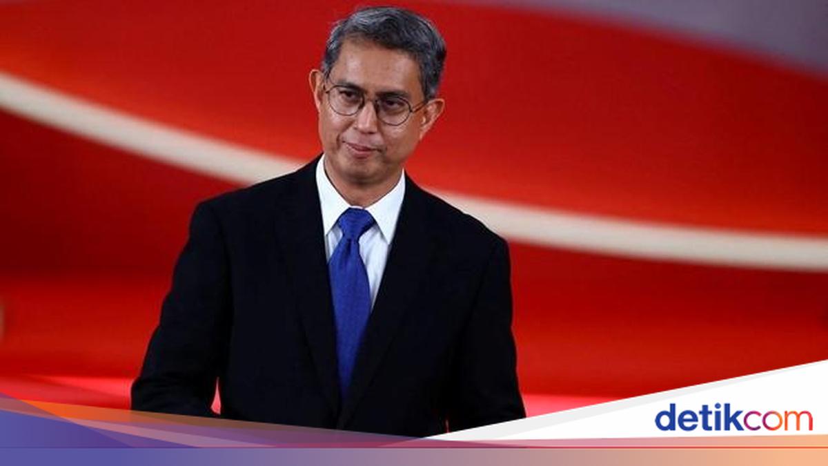 Singapore's Muslim Affairs Minister Resigns Over Online Interaction with Woman