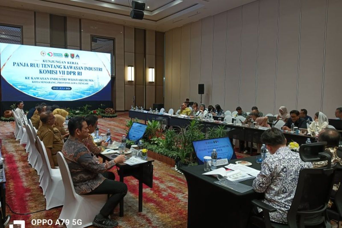 House Commission VII: Licensing Remains Biggest Hurdle in Investment Sector