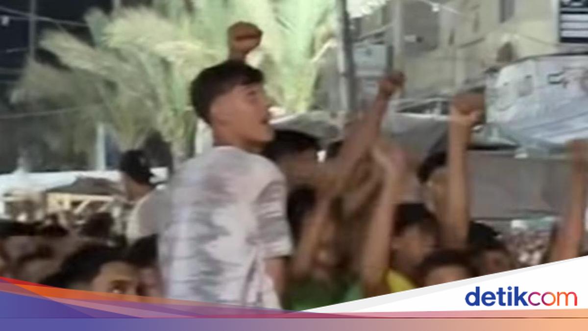 Gaza Residents Also Celebrate Spain's Victory Over Argentina
