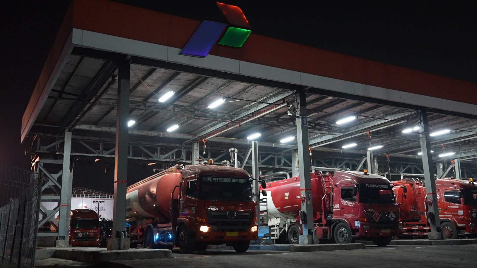 Fuel Distribution in Medan Accelerated, Fleet and Personnel Boosted