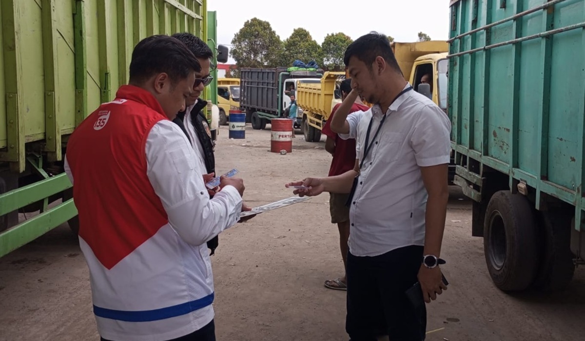 Thousands of 'Phantom' Barcodes Blocked, Yet Queues for Subsidised Diesel in Jambi Persist
