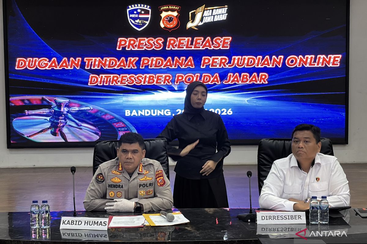 West Java Police Dismantle Online Gambling Ring with Rp96 Billion Turnover, 11 Suspects Arrested