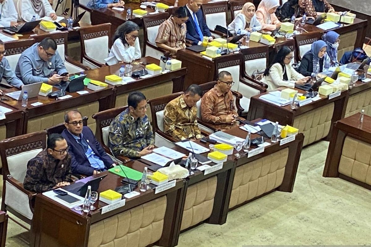 Indonesia's financial hub to focus on productive investment and global competitiveness