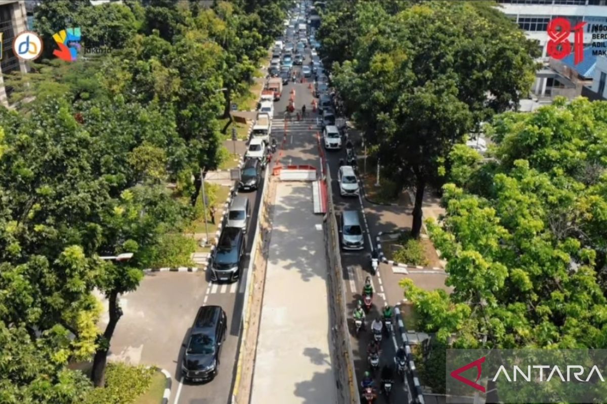 Bina Marga Upgrades Kebon Sirih Road with Concrete for Stronger Infrastructure