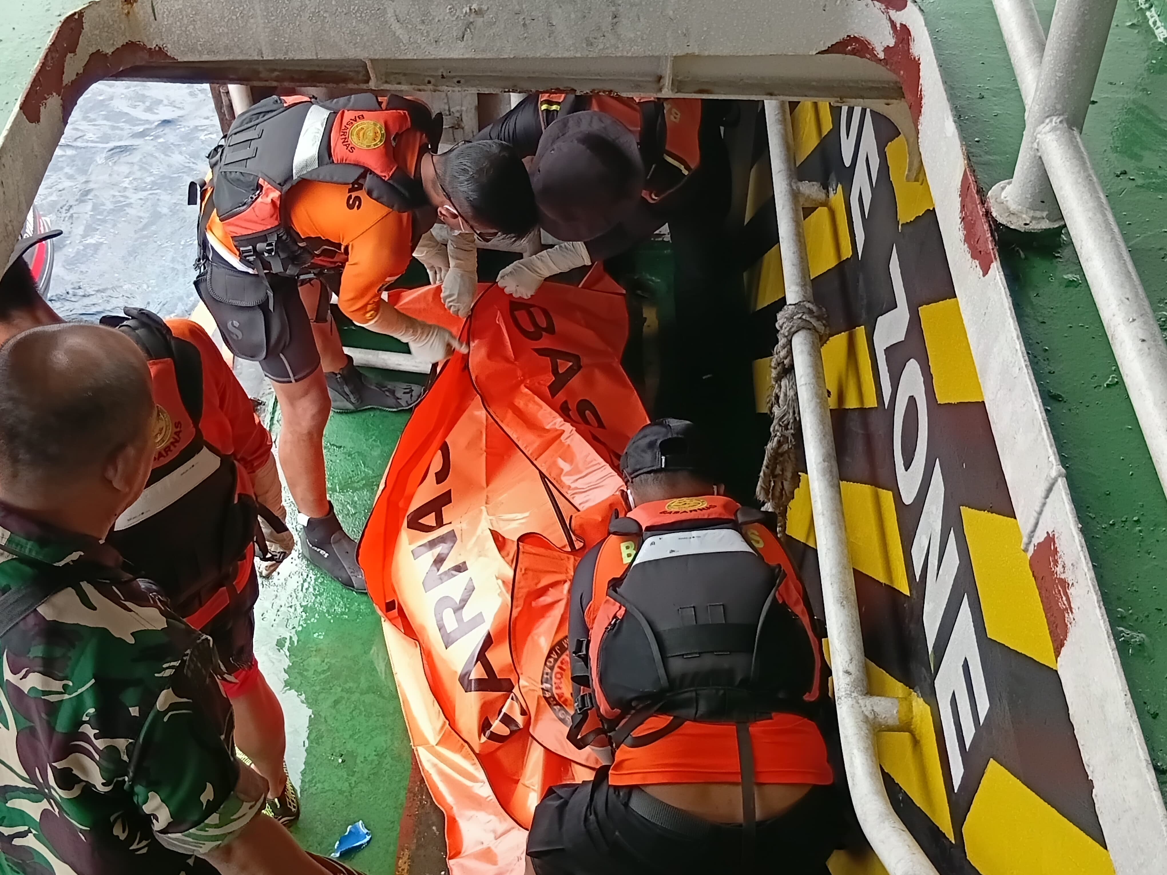 SAR Team Finds Another Body from KM Nurul Salsa Sinking