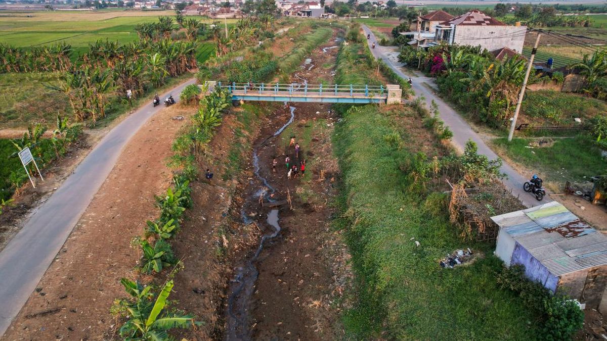 14 Regions in East Java Declare Drought Emergency Status