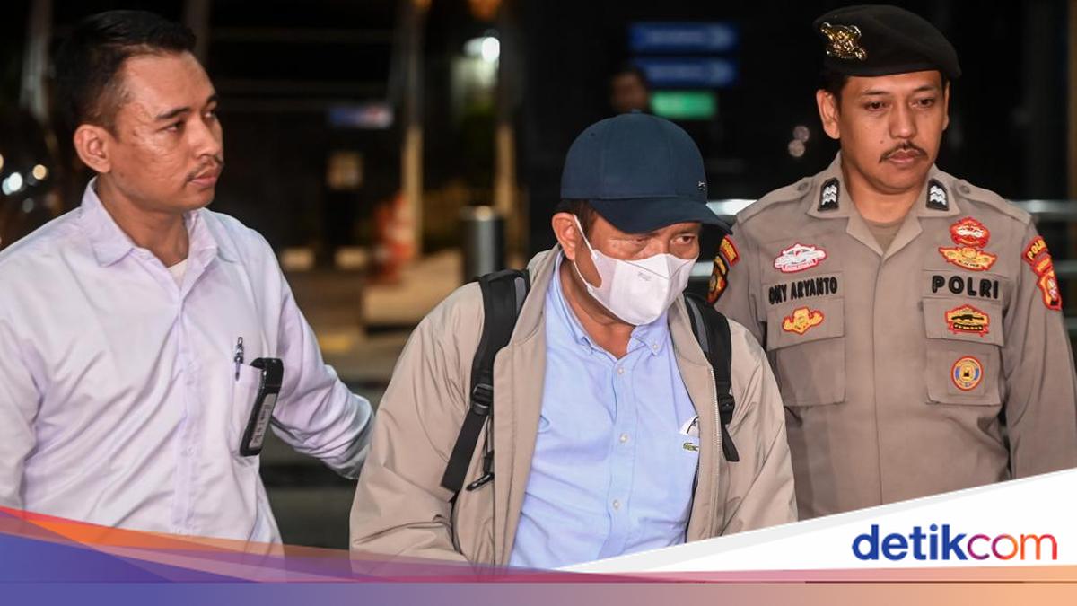 KPK: West Lombok Regent Received Bribes Including Alphard, Hermes, and Sacrificial Cow