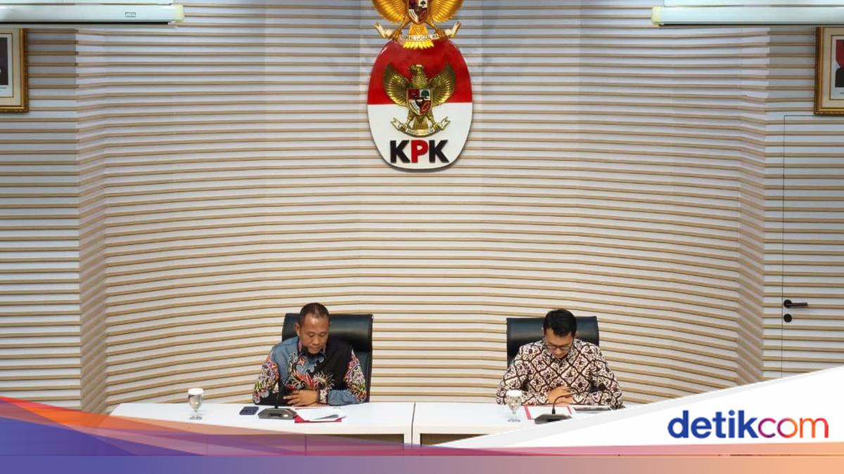KPK Seizes Rp 9 Billion in Assets, Including Alphard, During West Lombok Regent Sting Operation