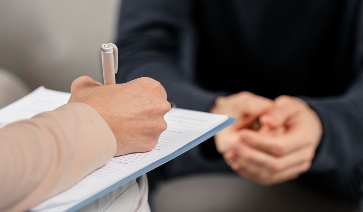 Doctor Says Public Reluctance to See Psychologists Stems from Stigma