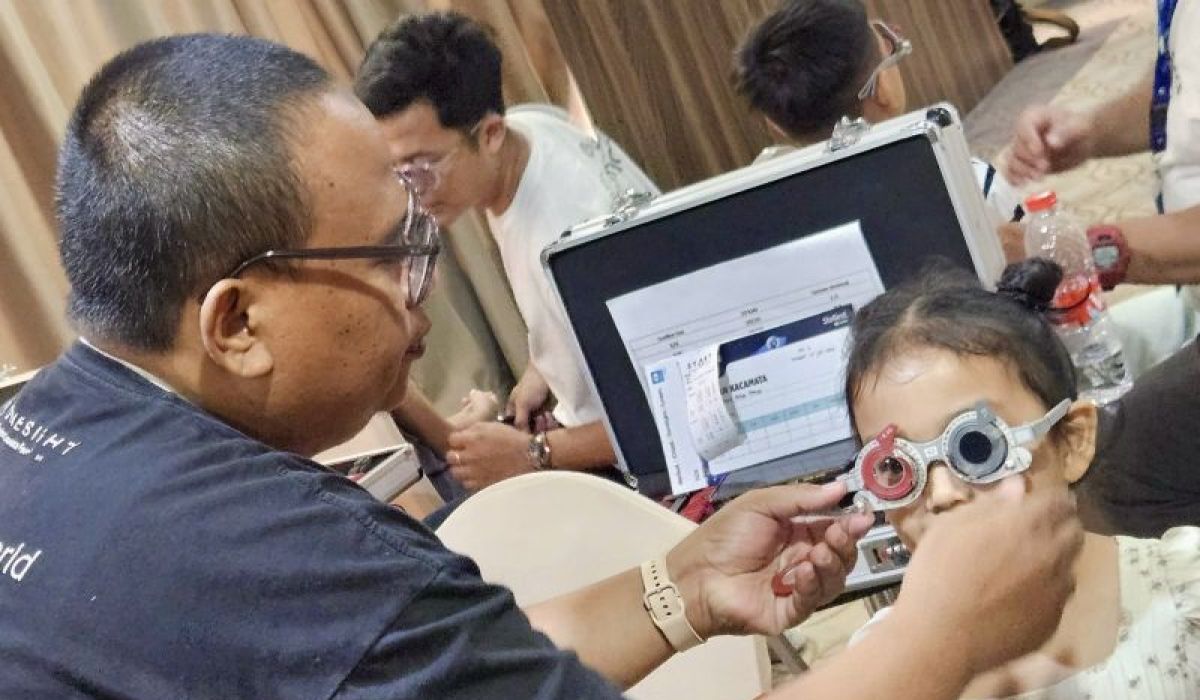 The Importance of Early Myopia Detection in Children Under Seven