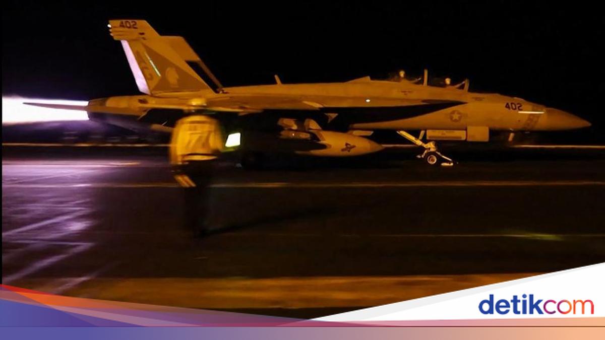 US Strikes Iran for Tenth Consecutive Night, Disrupting Shipping Lanes