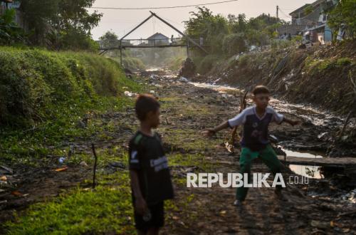 Five Subdistricts in West Bandung Hit by Drought, Regent Jeje: We Are Building 48 Boreholes