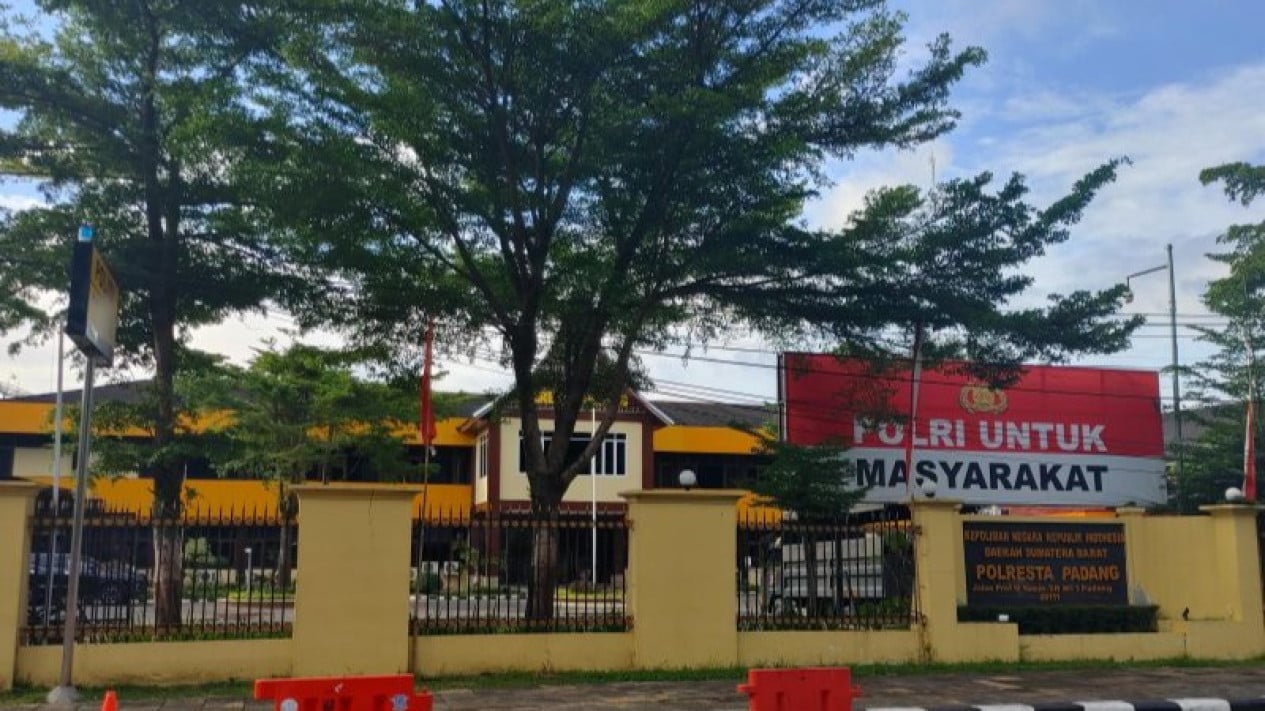Police Delay Questioning of Student Bomb Maker in Padang Due to Trauma