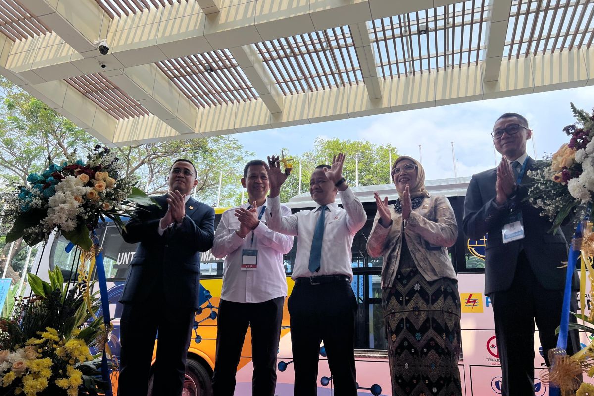 Pertamina blames driver fraud for long fuel queues in North Sumatra