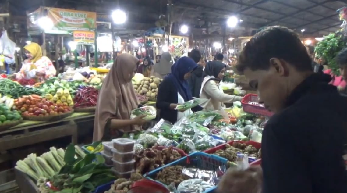 Free Nutritious Meal Programme Resumes, Vegetable and Chicken Prices Rise