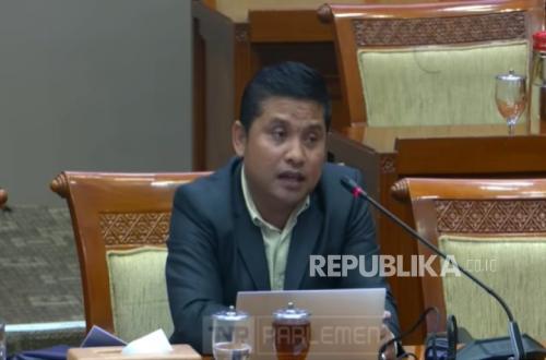 UMJ Vice-Rector IV Provides Input on Asset Forfeiture Bill at DPR RI