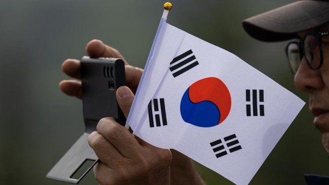 South Korea Gets Richer Amid Global Crisis