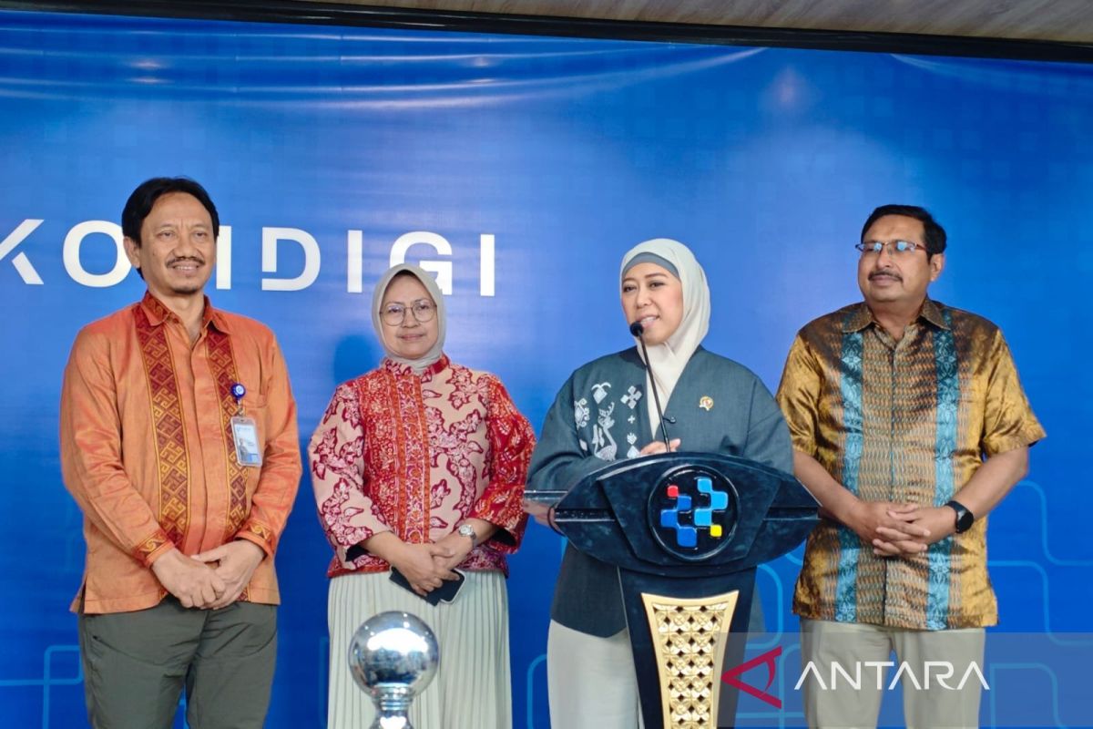 Frequency Auction Winners Urged to Accelerate Internet Equality
