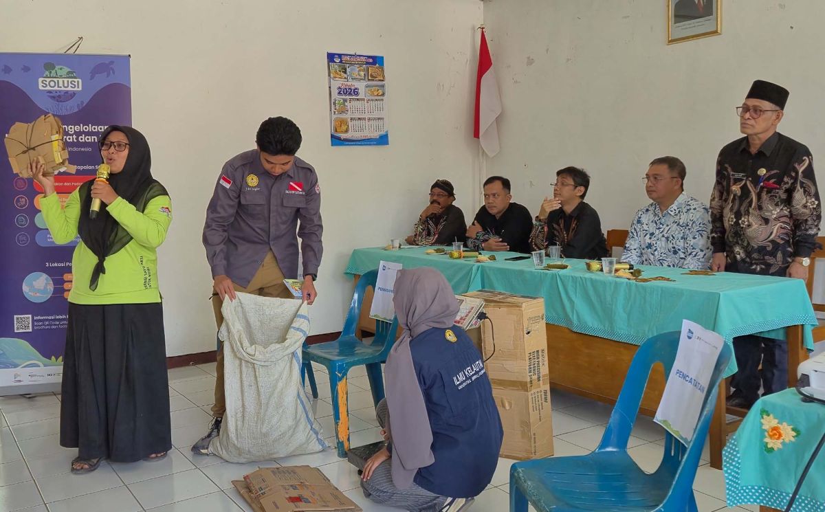 Banyumas Trials Plastic Waste-for-Groceries Scheme to Curb Serayu River Pollution