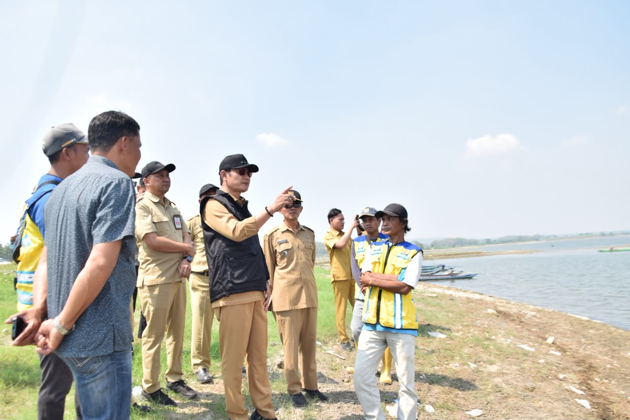 Gondang Reservoir to Be Dredged to Boost Water Volume