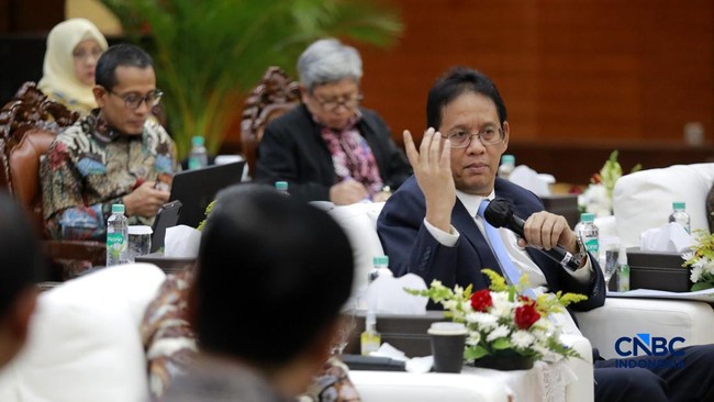 Purbaya Denies Coal Export Duty Caused Customs Revenue Shortfall