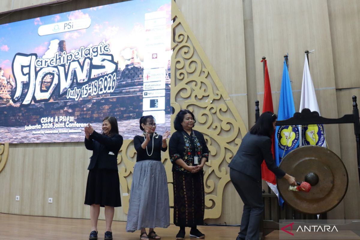 UKI Hosts International Conference on the Importance of Archipelagic Perspectives