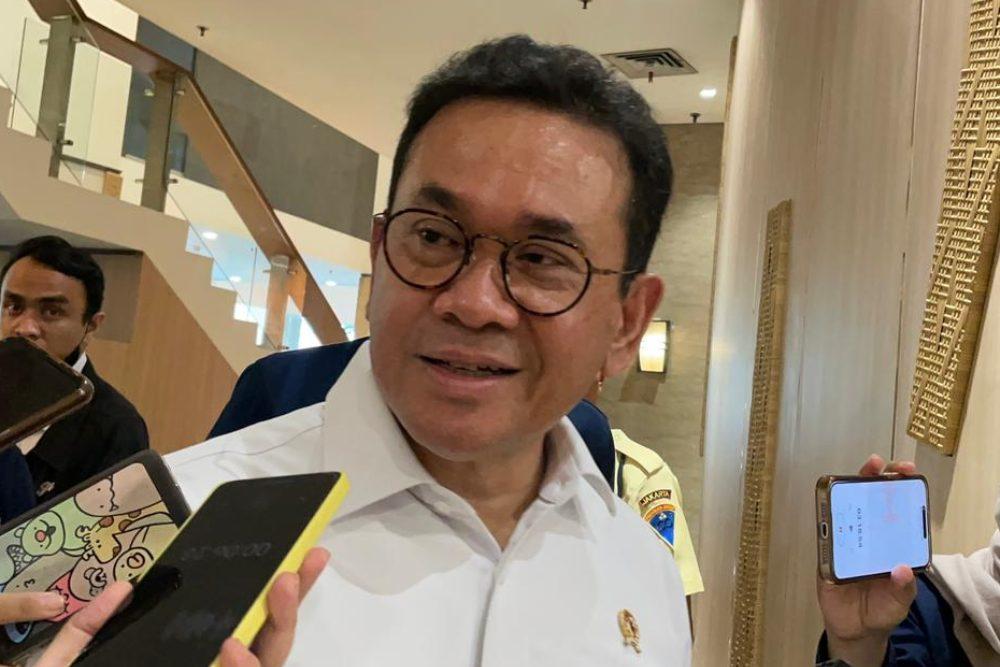 Trade Minister Budi Encourages Indonesian Tyre Industry to Boost Exports and Investment