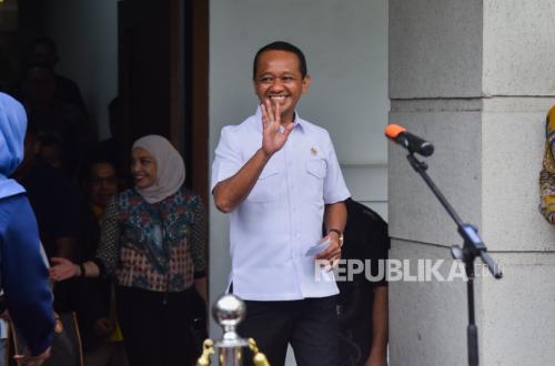 Minister Bahlil Pushes for Hydrogen-Powered Transjakarta Buses, Plans Talks with Governor Pramono