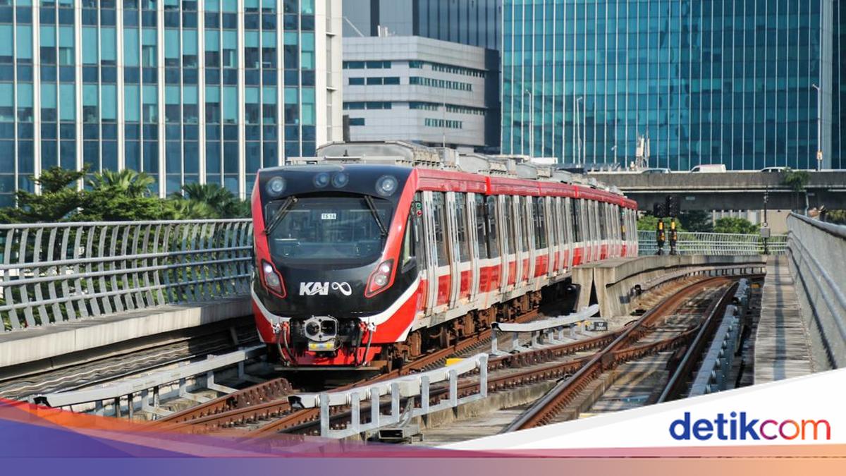 LRT Jabodebek Briefly Breaks Down at Cawang Station, Now Back to Normal