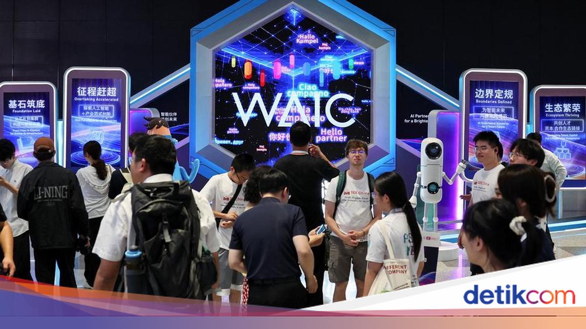 China Narrows AI Gap, Challenges US Dominance