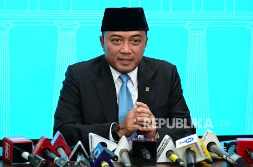 President Inaugurates University of the Republic of Indonesia Leadership, Deputy Defence Minister to Become Governor?