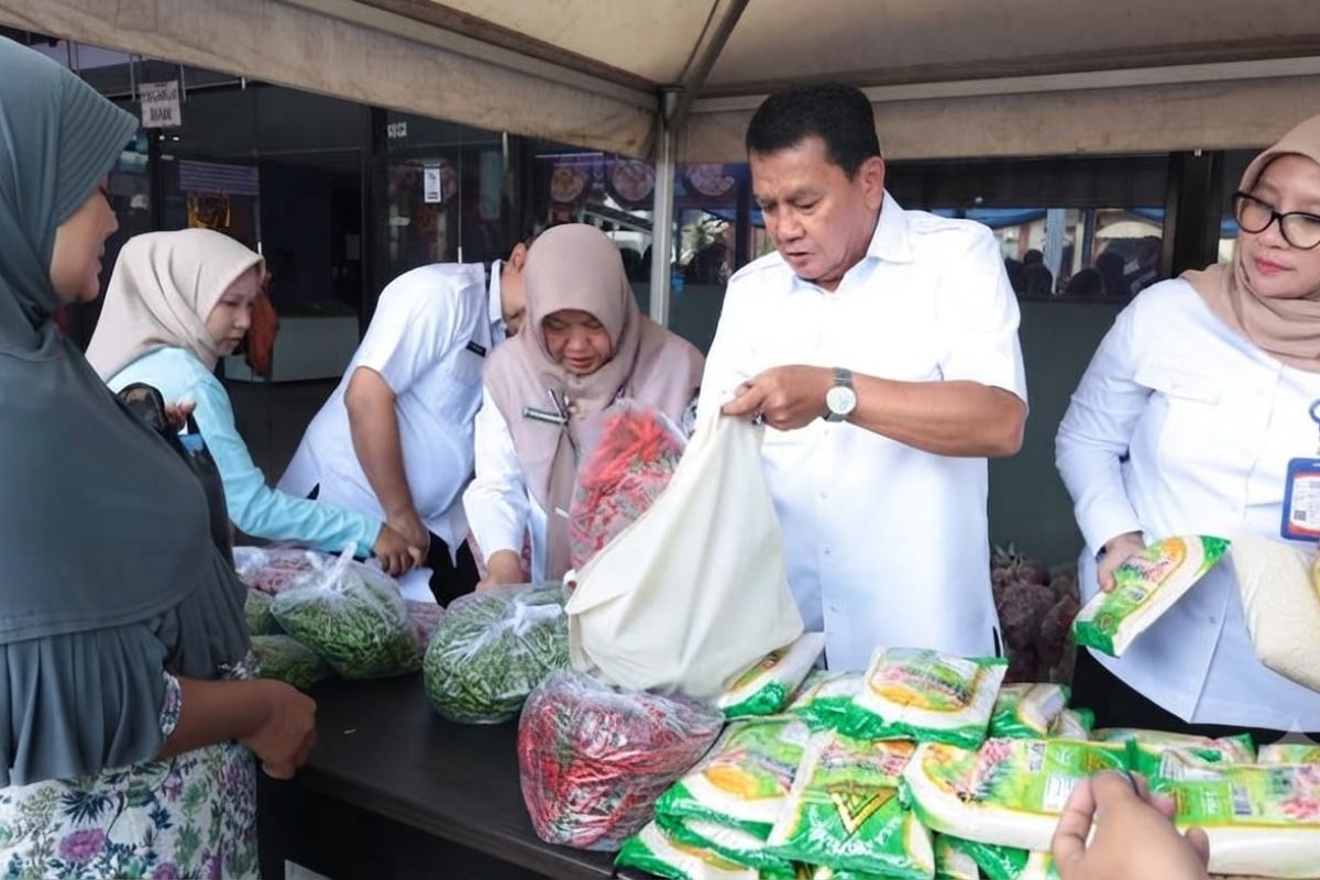 Tangerang intensifies low-cost market operations to curb inflation