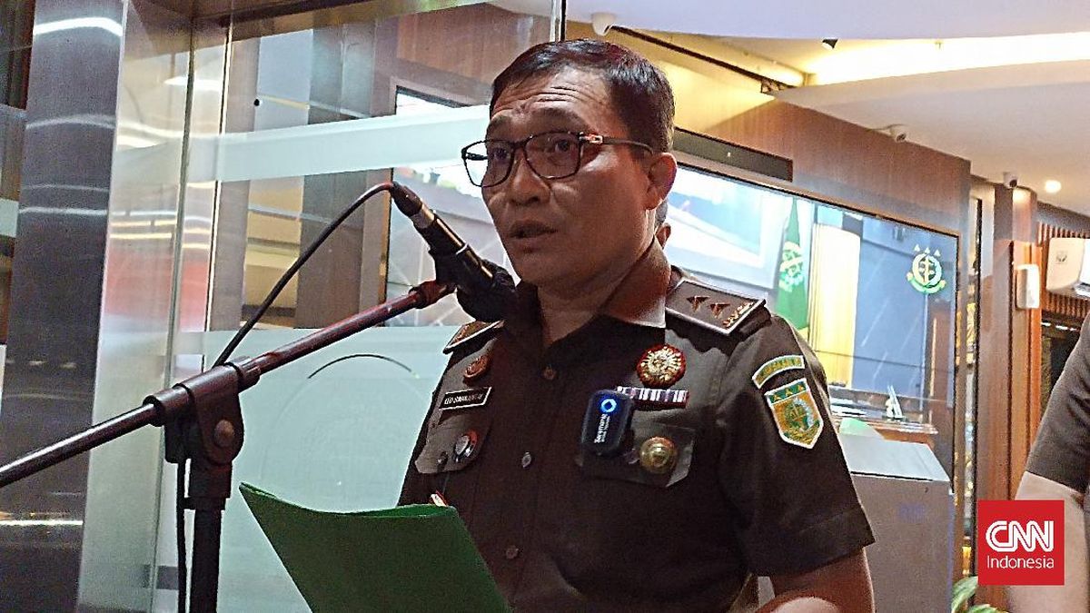 Prabowo Signs Presidential Decree Appointing Leonard Eben Ezer as Junior Attorney General for General Crimes