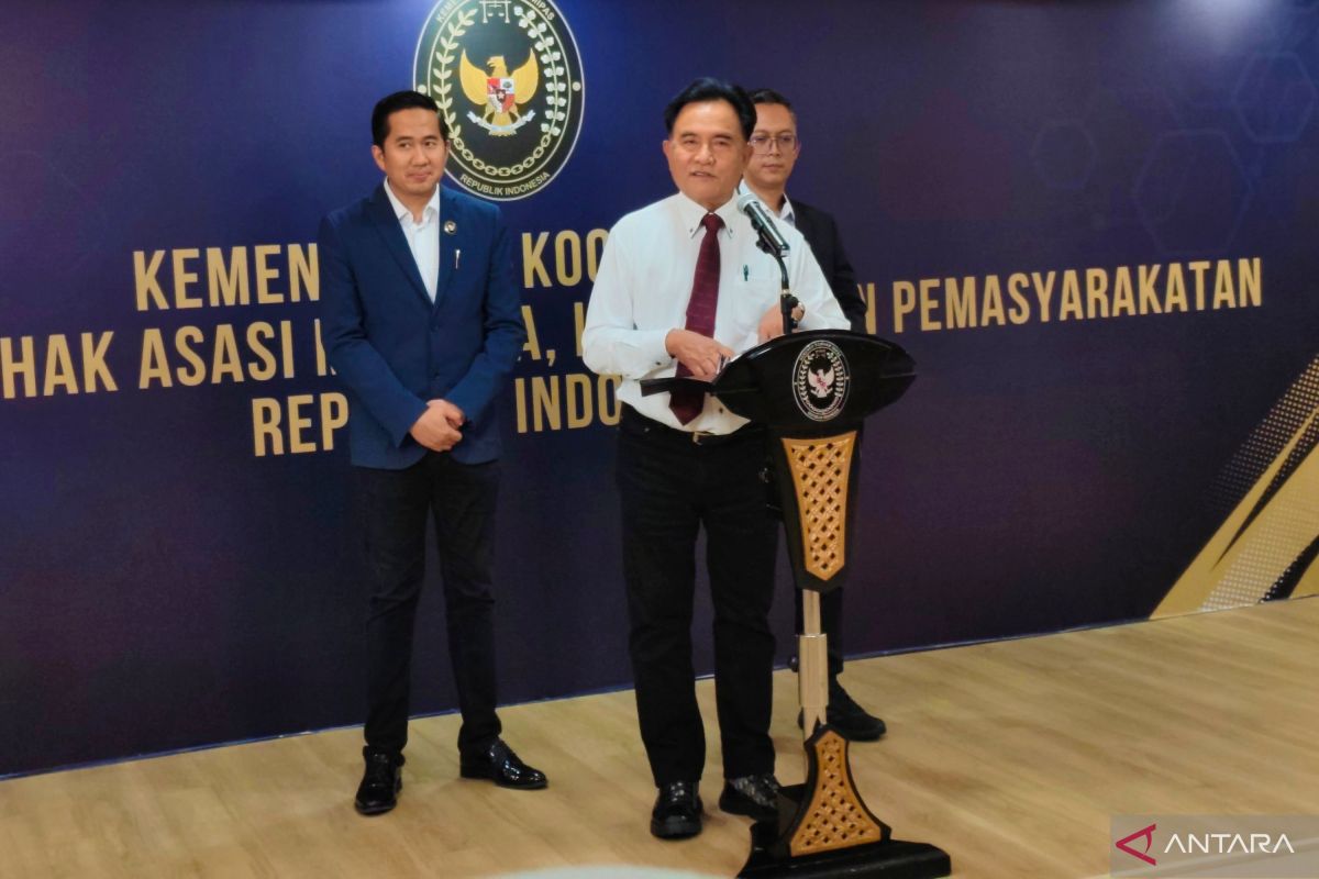 Yusril to Meet Islamic Mass Organisations at MUI to Clarify Abdul Karim Case