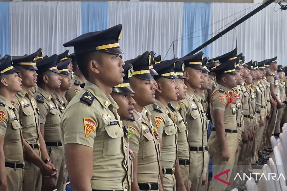 Home Affairs Minister urges IPDN graduates to become agents of change for bureaucratic reform