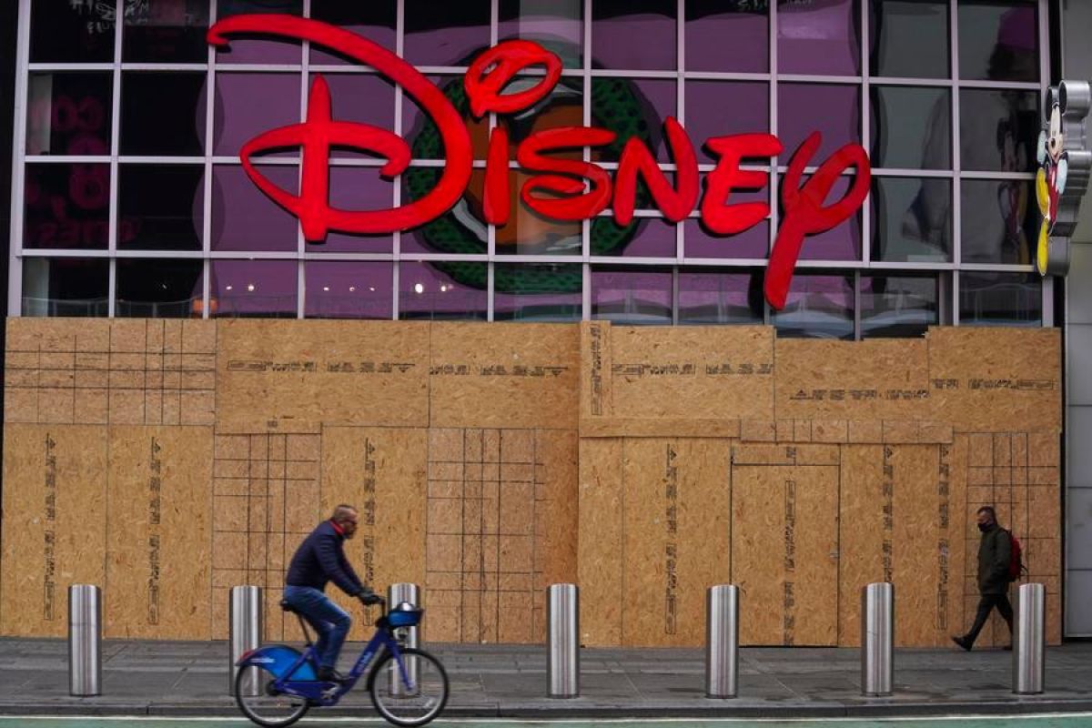 Disney Lays Off Hundreds More Staff in Cost-Cutting Drive