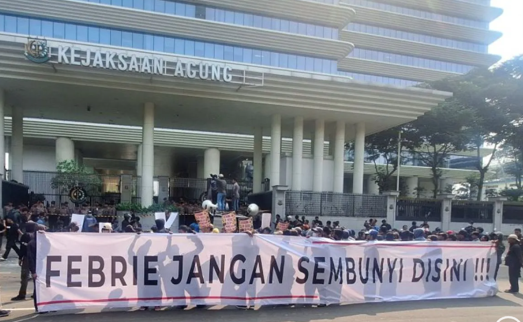 Protest at Attorney General's Office Disrupts TransJakarta Route at CSW