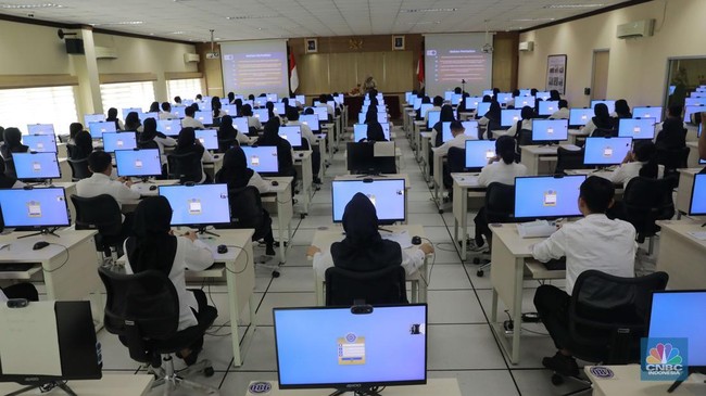 Civil Servant Attendance Fraud Scheme Uncovered in Brebes