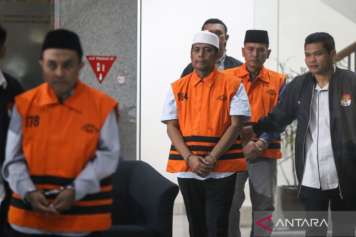 KPK Seizes IDR 22 Billion in Assets from Lawmaker Anwar Sadad and His Staff