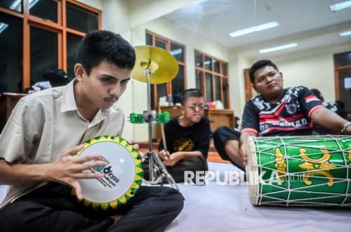 Beating the Marawis Drum: Building Confidence Among People with Disabilities