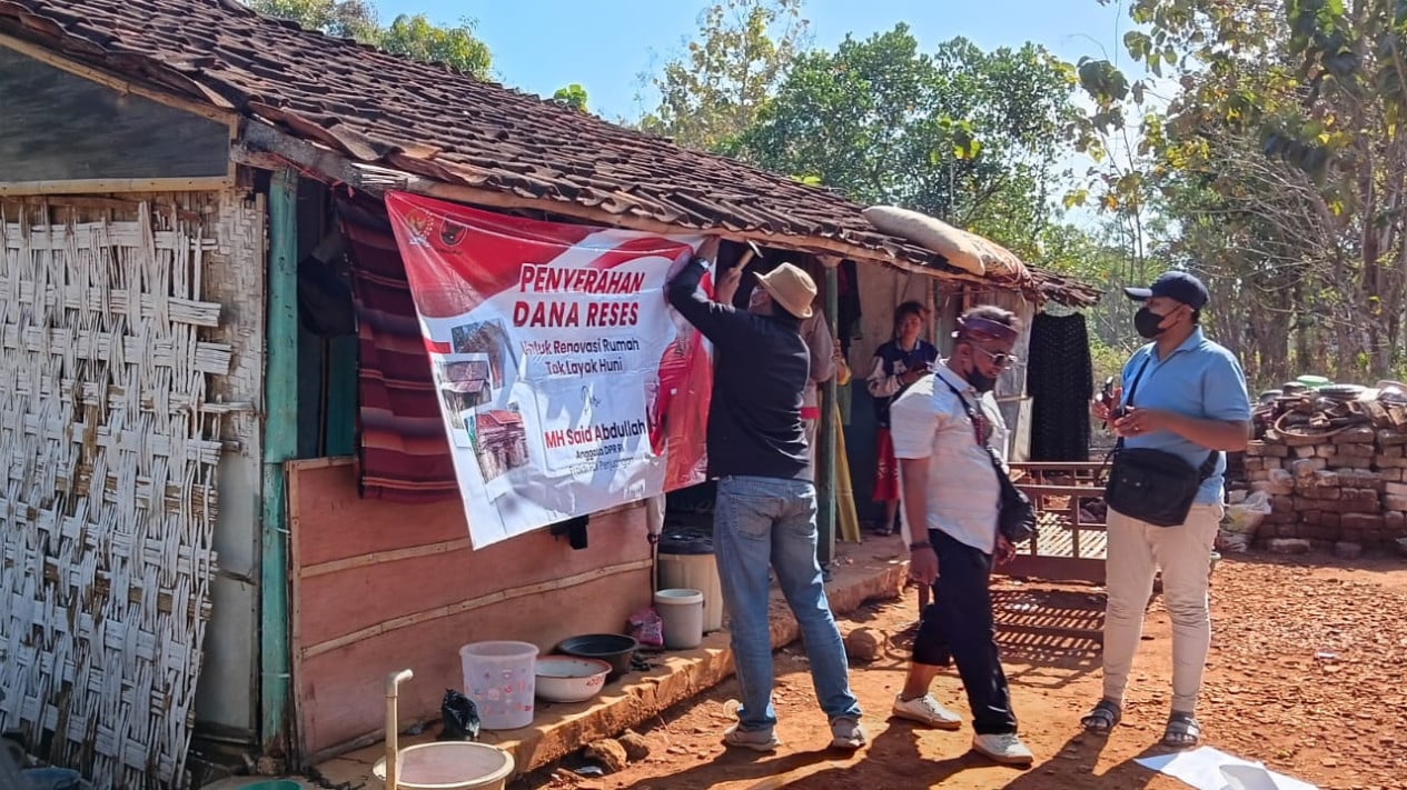 Said Abdullah Allocates Recess Funds for Home Renovations in Madura