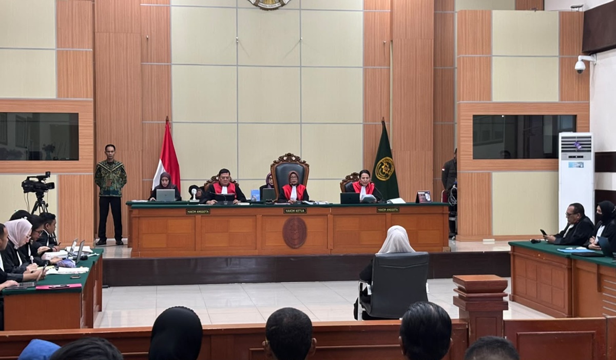 East Jakarta Court Declares Indictment Against Doctor Tifa Null and Void
