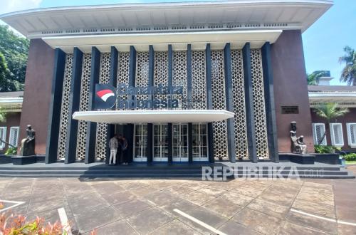 BUMN Streamlining: A Rational Move to Save State Assets?