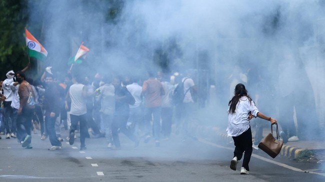 Beyond the 'Cockroach' Protests: What's Wrong with India's Education System?