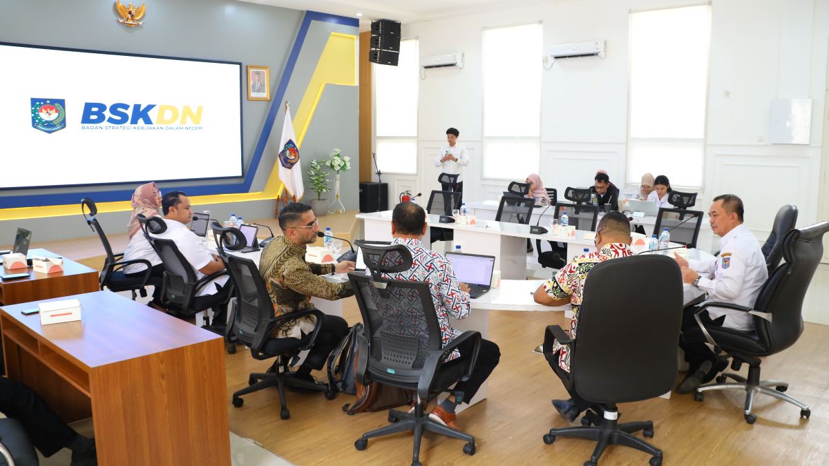 Training and Advocacy in Policy Briefs Boost Capacity of Regional Policy Analysts
