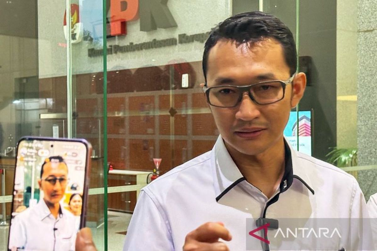 KPK Examines Forestry Ministry Director in Rita Widyasari Graft Case
