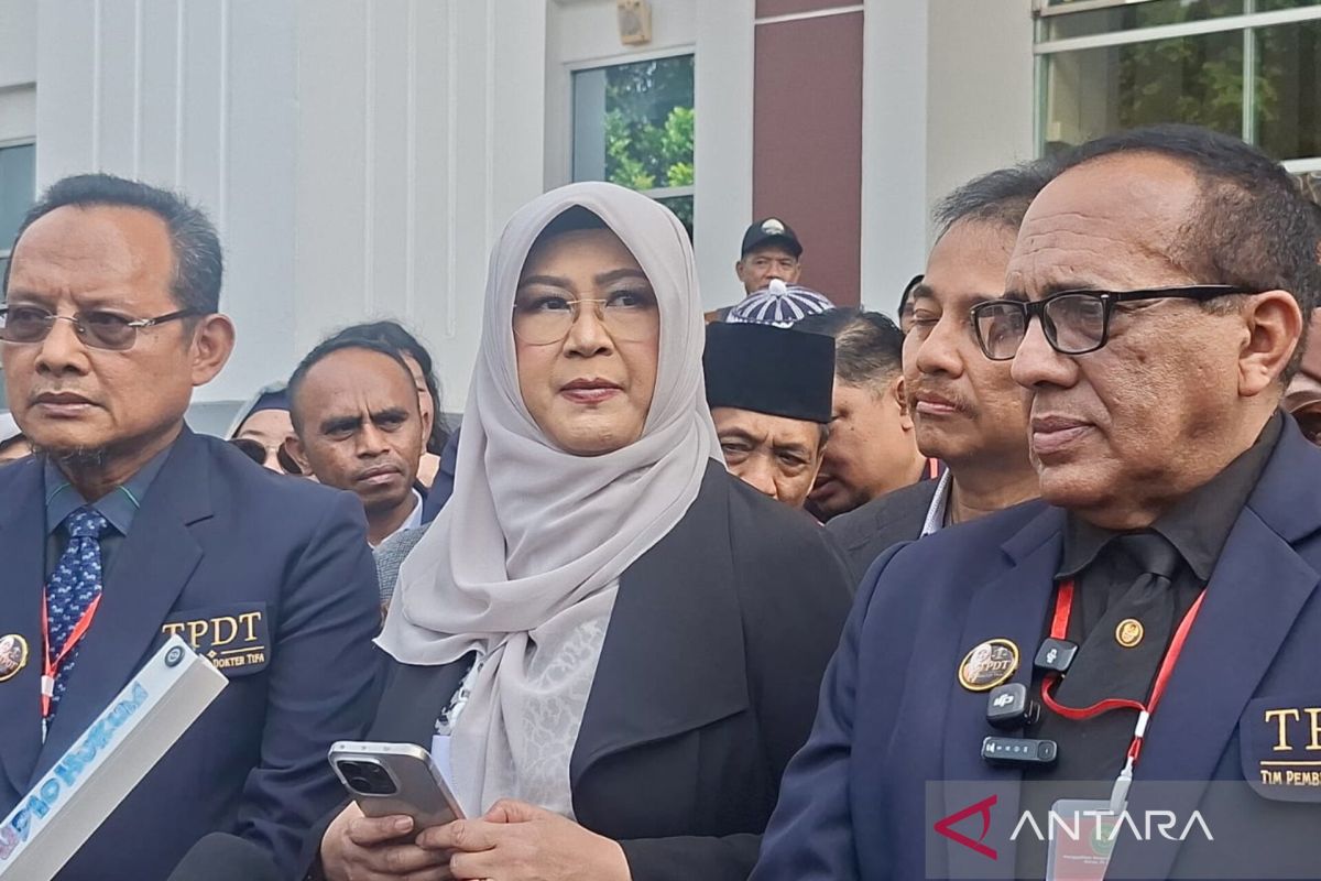 Doctor Tifa's Exception Accepted, Trial Over Jokowi's Diploma Allegations Halted