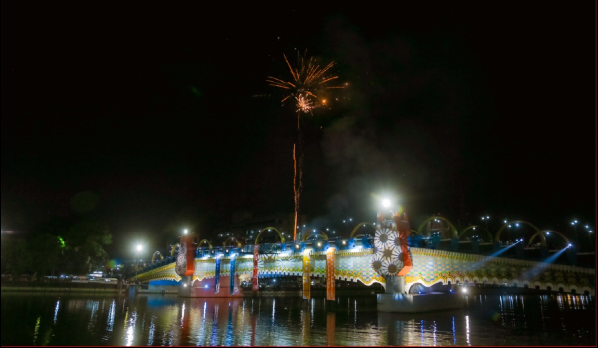 Fireworks Display Enlivens Opening of Cisadane Festival 2026