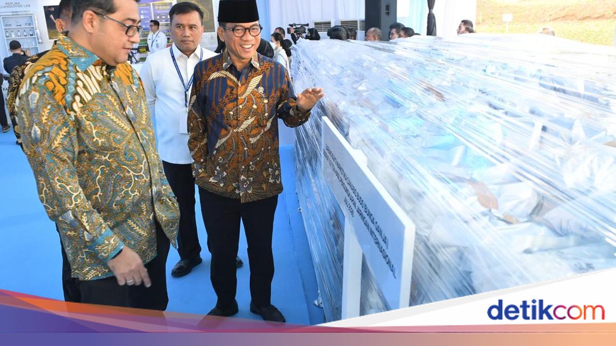 Minister Yandri Calls for Drug-Free Villages to Achieve Golden Indonesia 2045