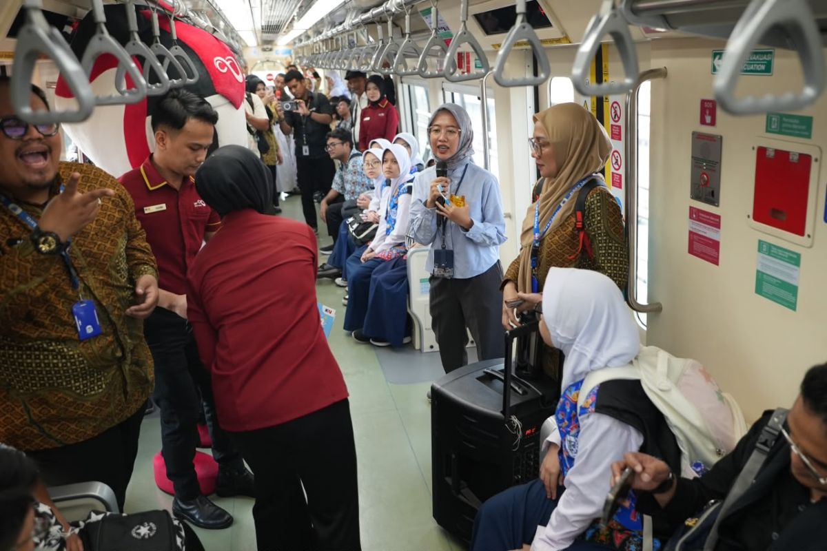 National Children's Day: LRT Jabodebek Turns Public Transport into a Learning Space for Children with Disabilities